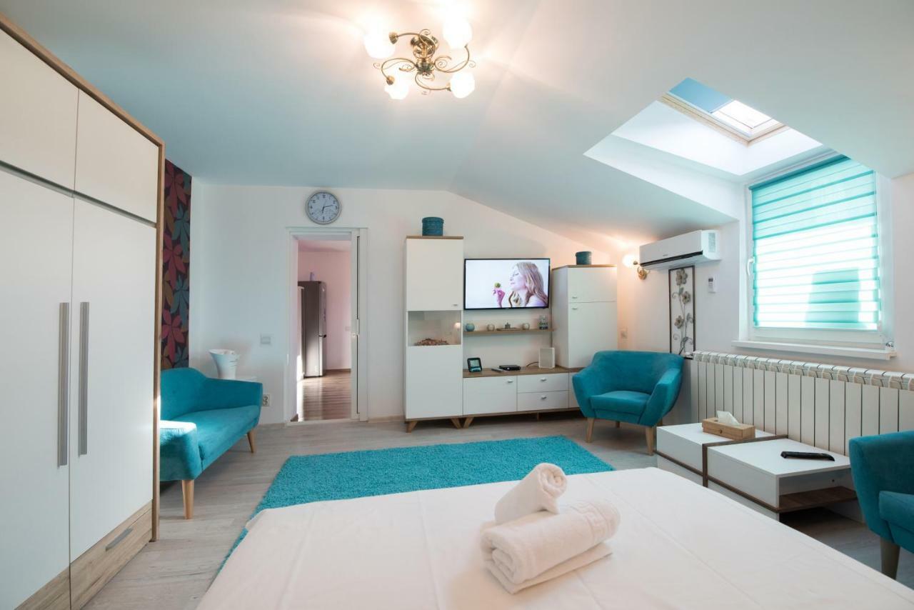 Queen Holiday Apartment Bucureşti Exterior foto